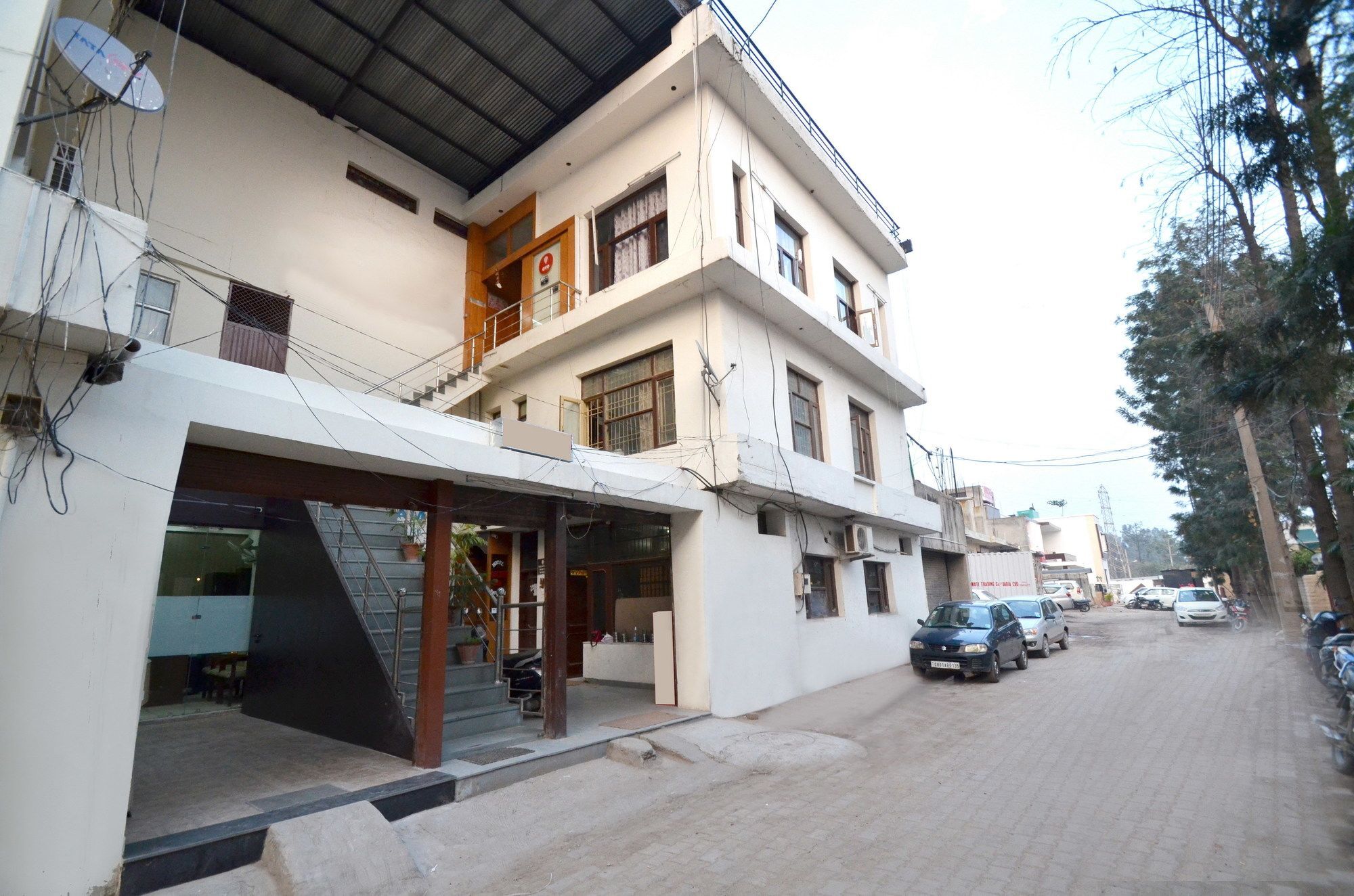 Oyo 5190 Hotel Golden Inn Csandígarh Kültér fotó